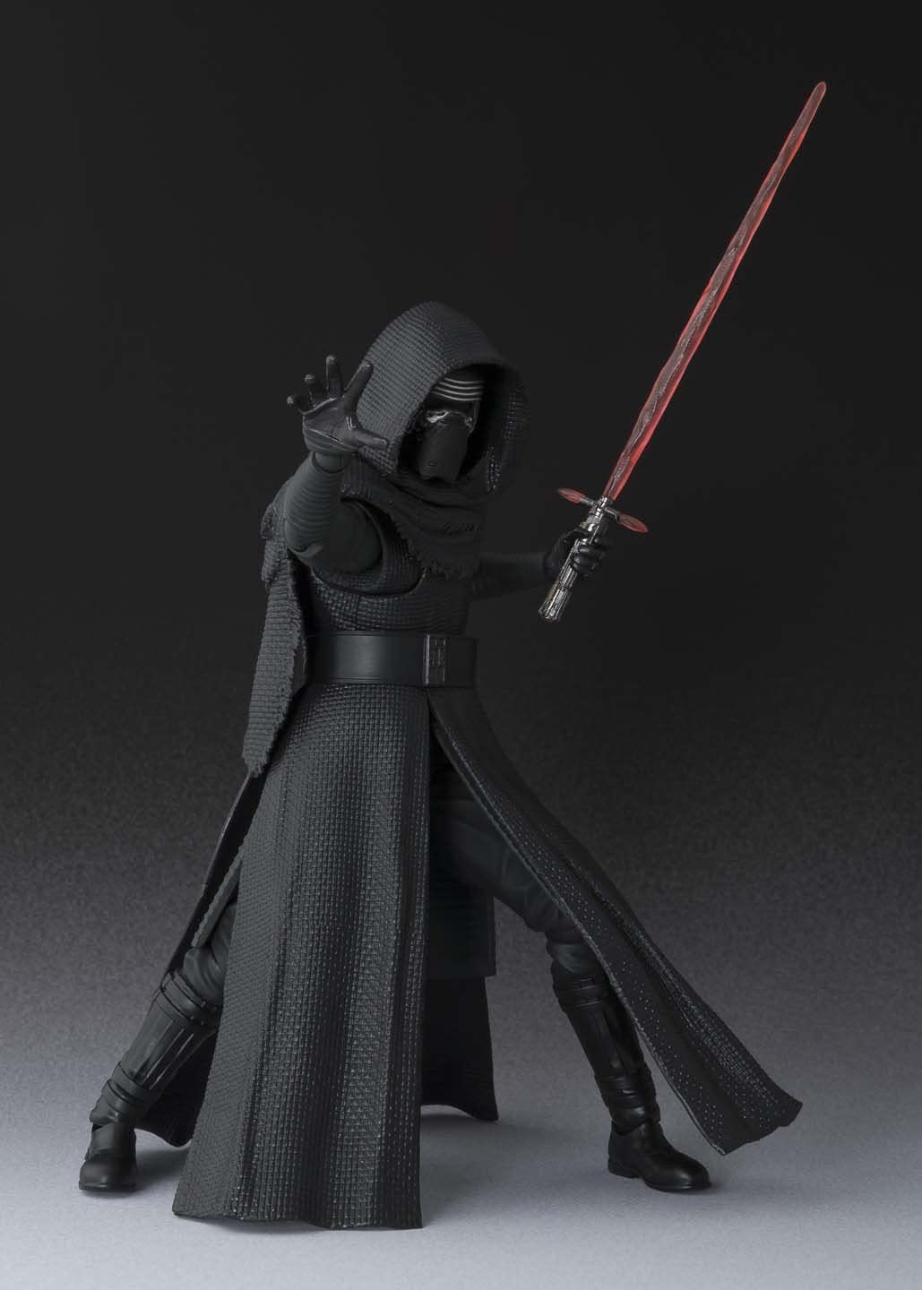 Kylo Ren S.H. Figuarts - Star Wars The Force Awakens Bandai